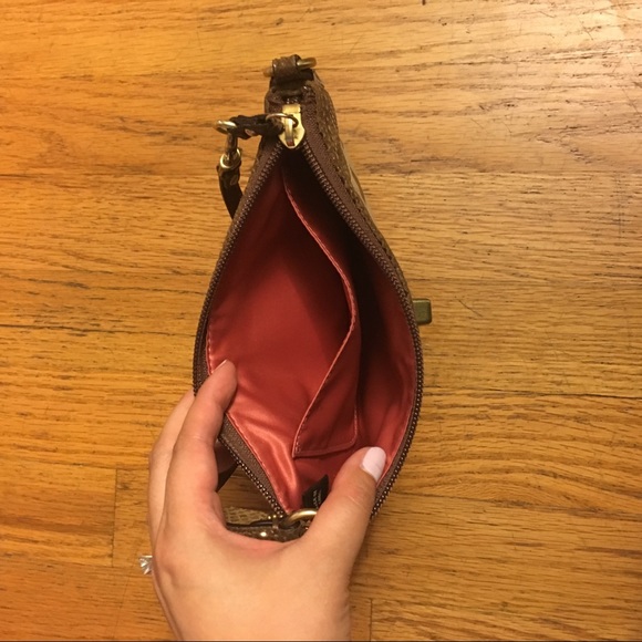 Authentic COACH wristlet - Picture 6 of 7